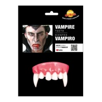 Dents pointues de vampire