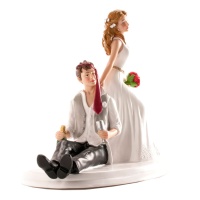 Figurine pour gâteau de mariage de la mariée traînant le marié - 15 cm