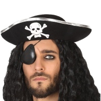 Chapeau de pirate avec tête de mort croisée