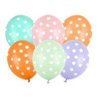 Ballons en latex assortis avec des pois blancs de 30 cm - PartyDeco - 50 unités